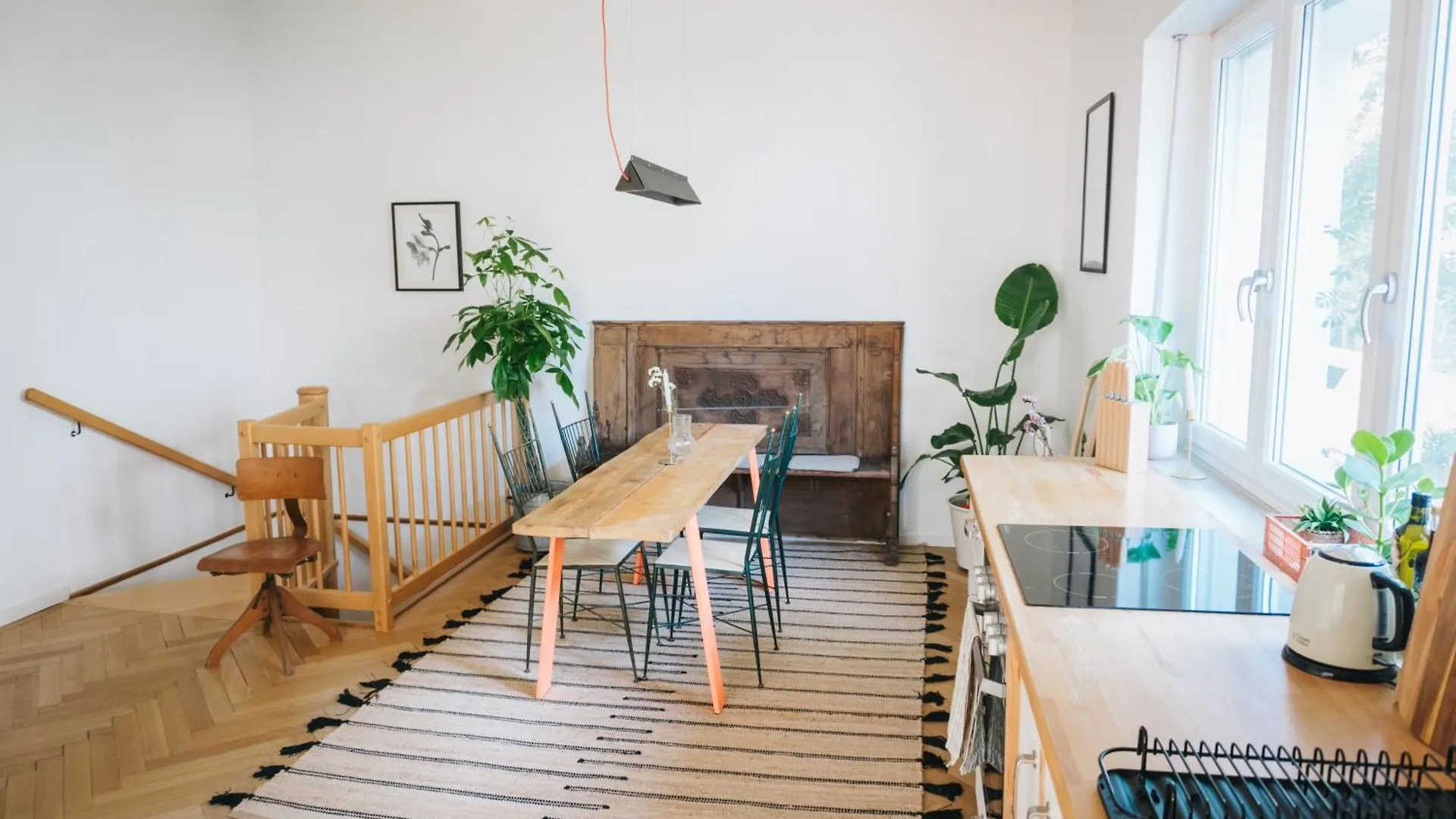 Raum Life - Vintage Loft - Heimkino Netflix - 2X Privat Parkplaetze Lägenhet Straubing