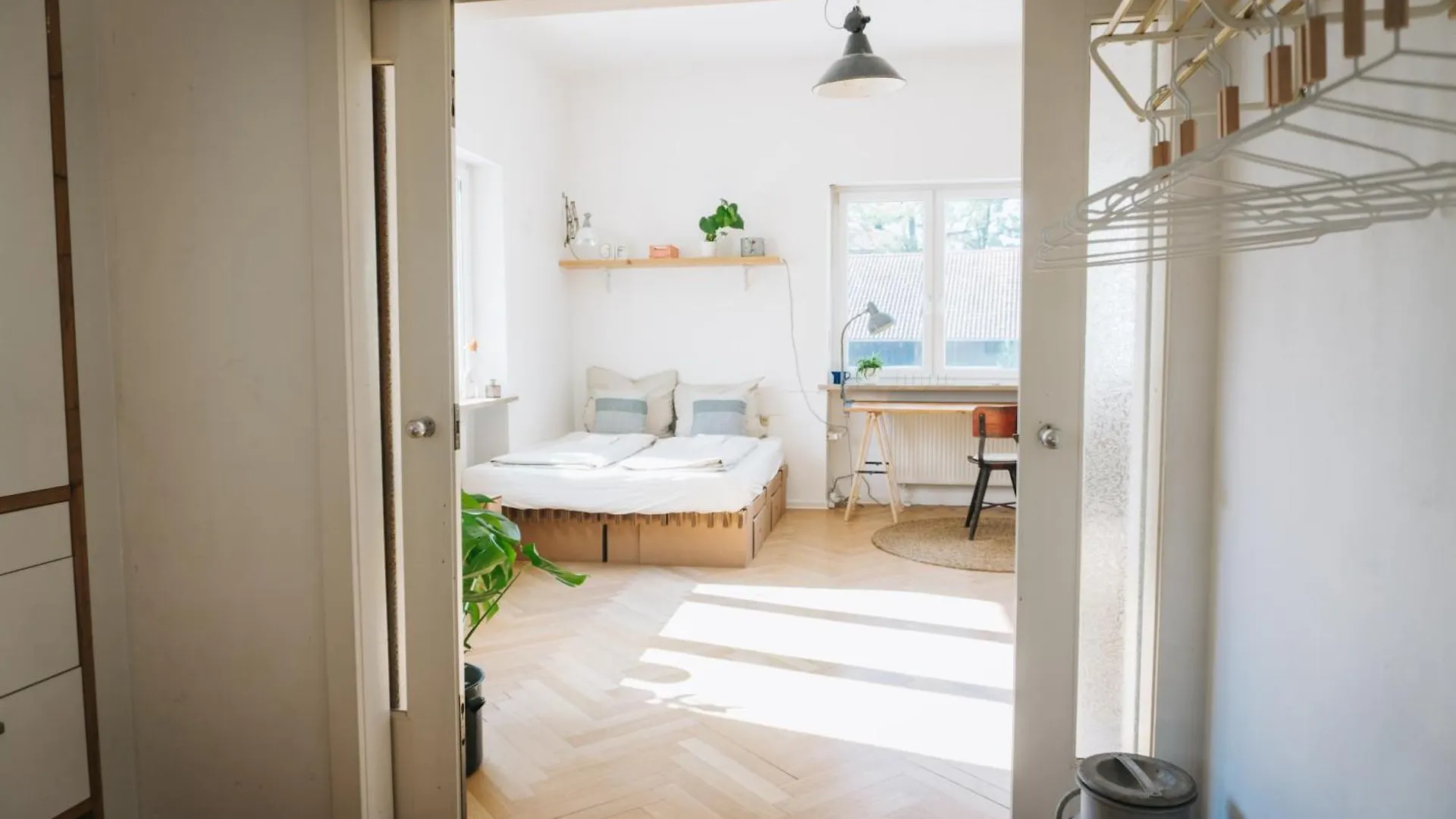 Apartmán Raum Life - Vintage Loft - Heimkino Netflix - 2X Privat Parkplaetze Straubing 0*,  Německo